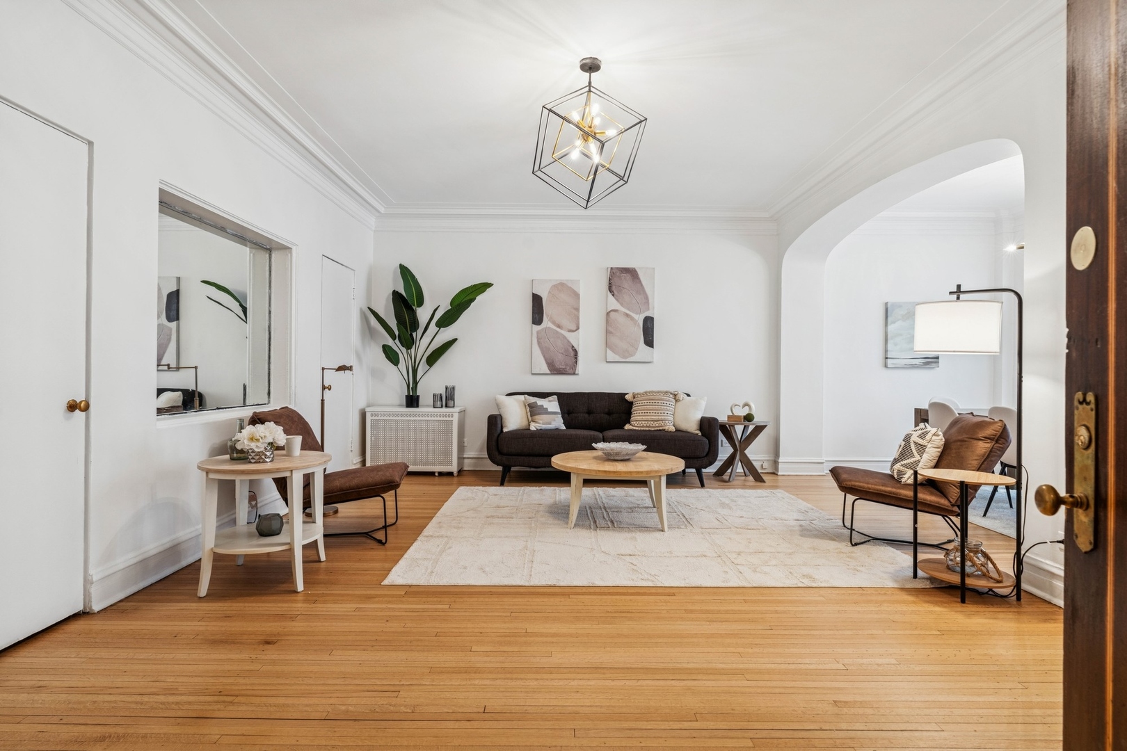 707 W JUNIOR Terrace Unit: 3S