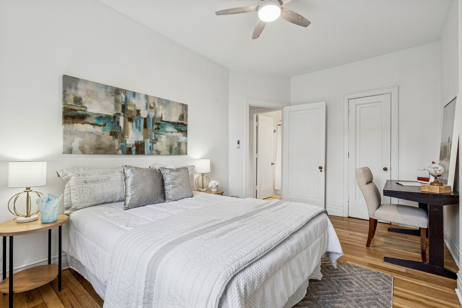 707 W JUNIOR Terrace Unit: 3S