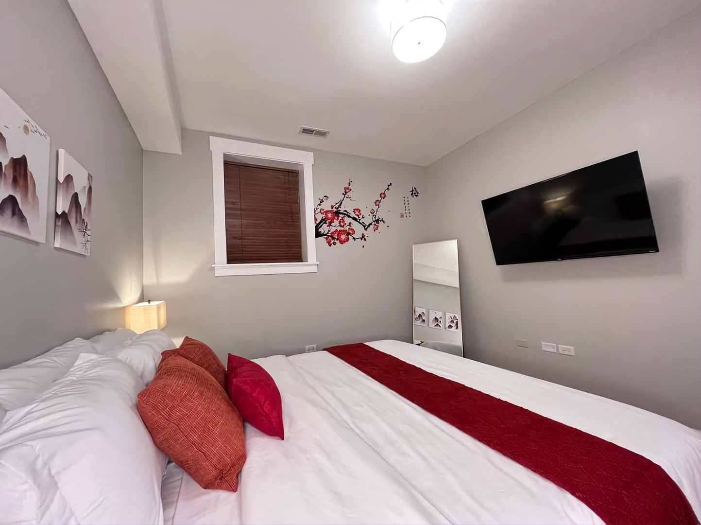 4938 N Winthrop Avenue Unit: GE