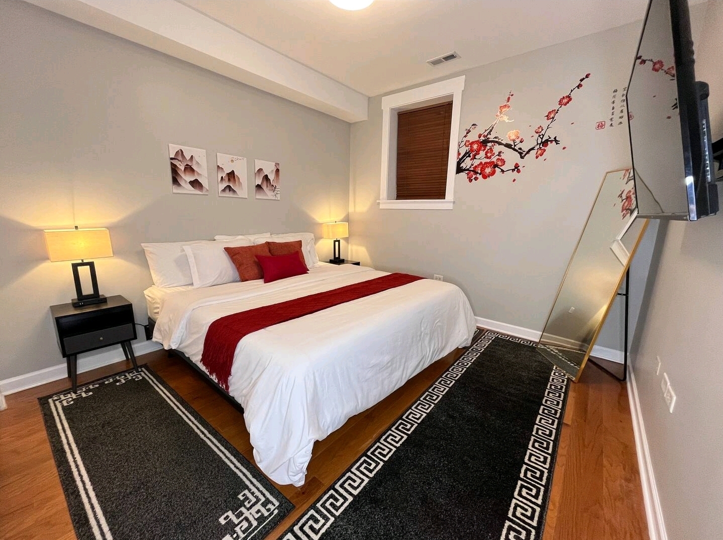 4938 N Winthrop Avenue Unit: GE