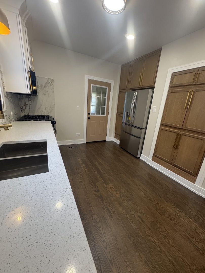 9030 S Ada Street