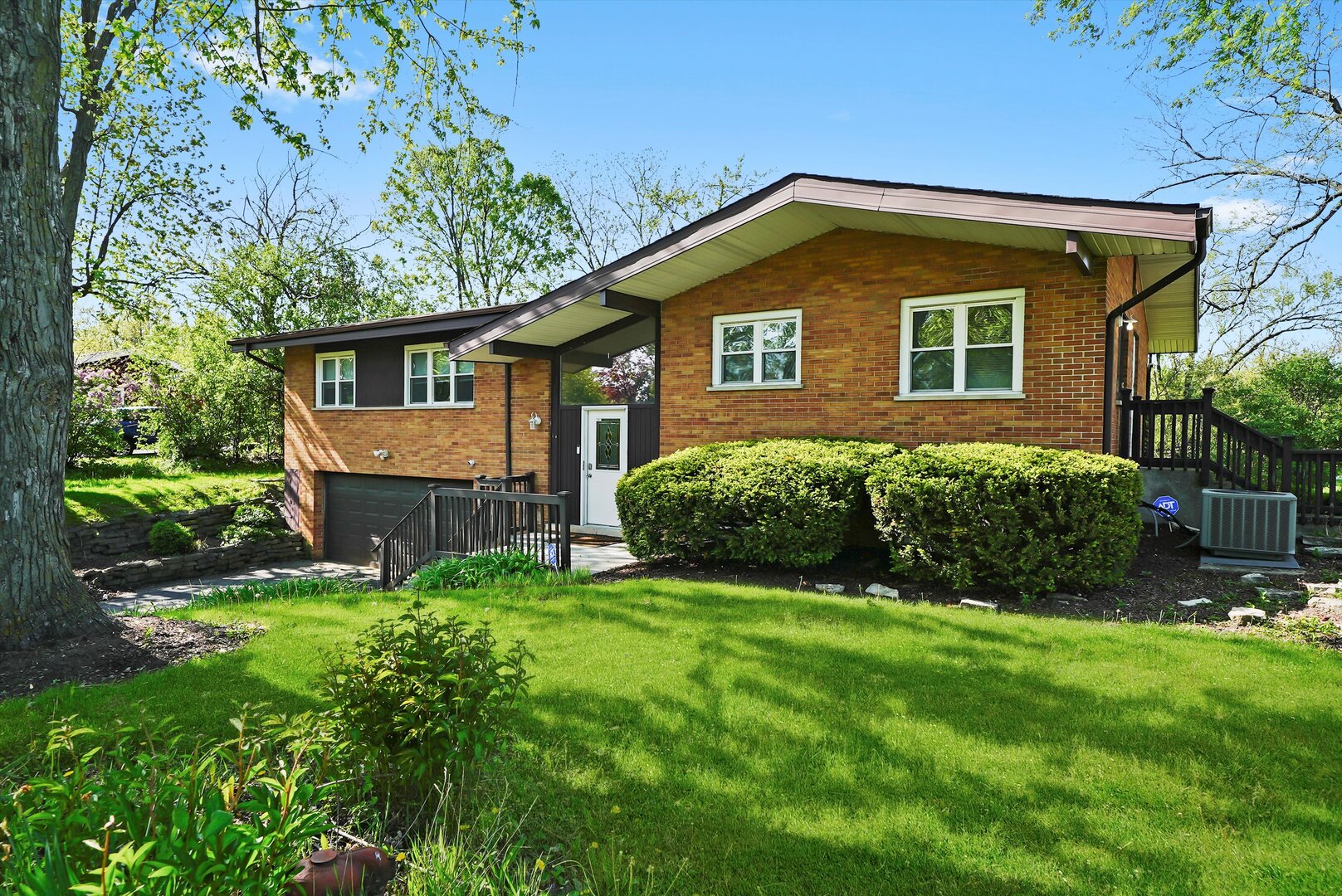 2747 Perry Road