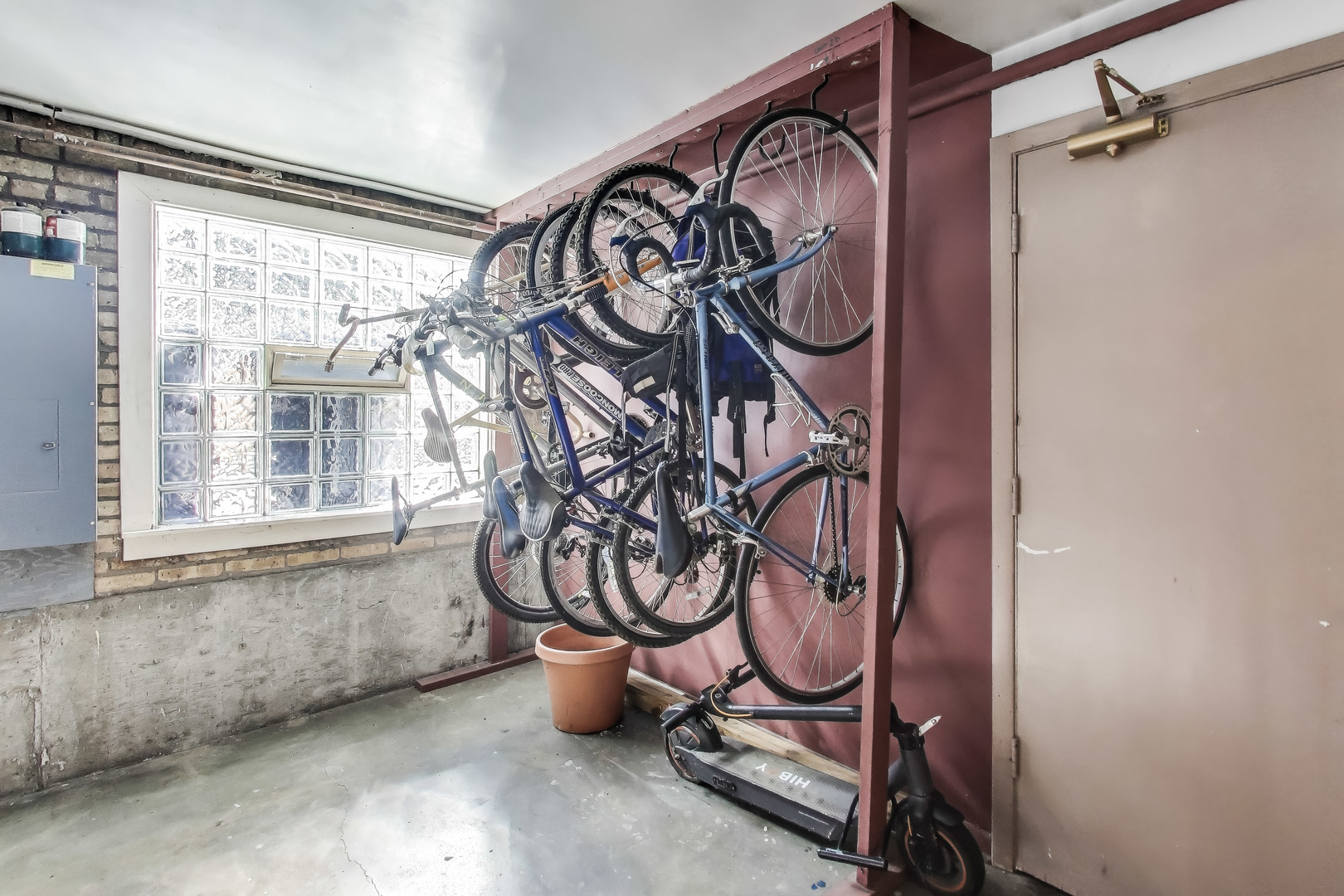 507 Judson Avenue Unit: 2D