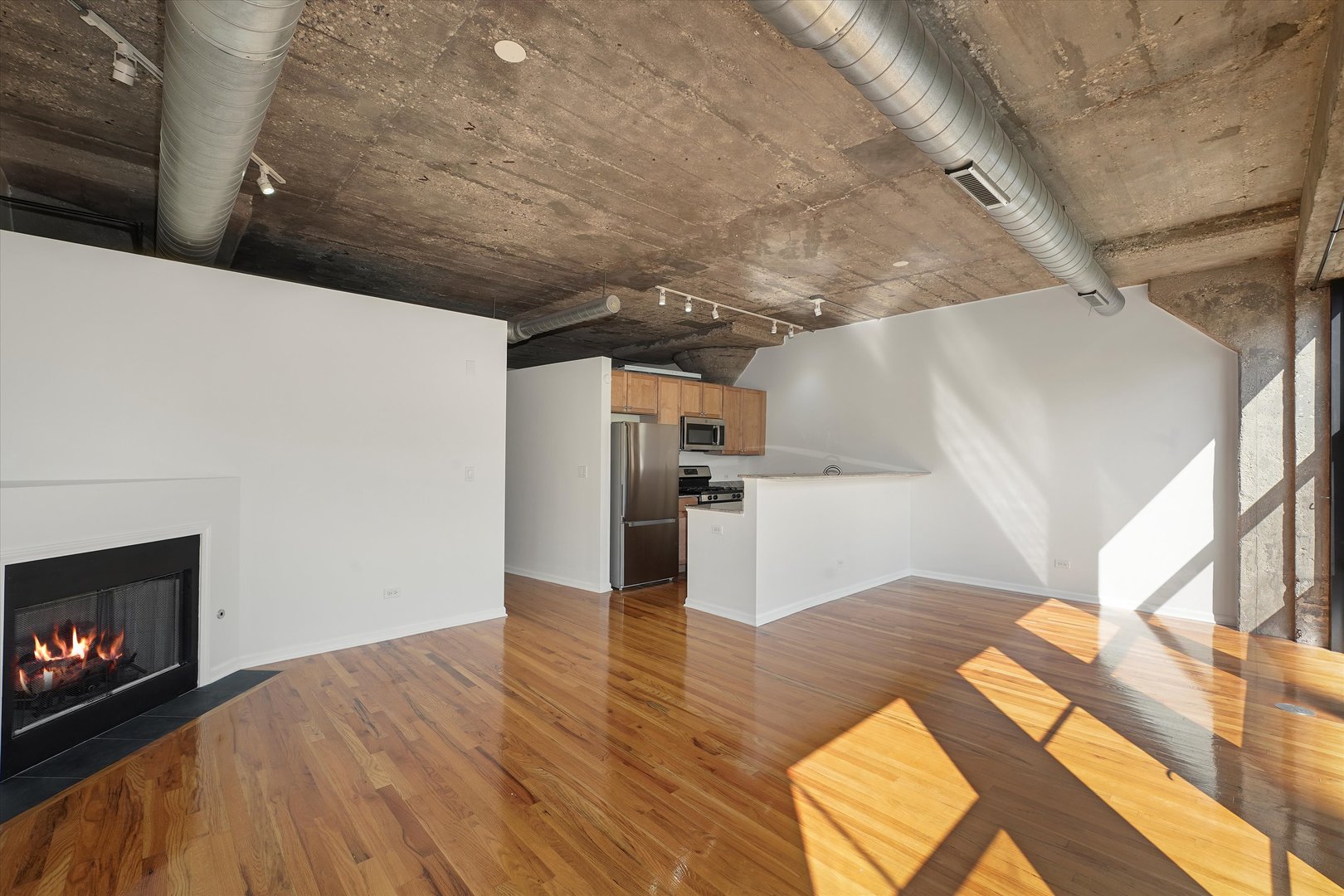 1070 W 15th Street Unit: 251