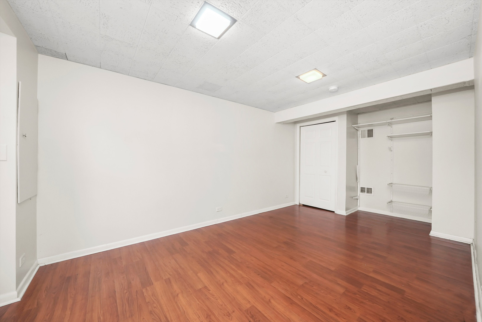 2747 Perry Road