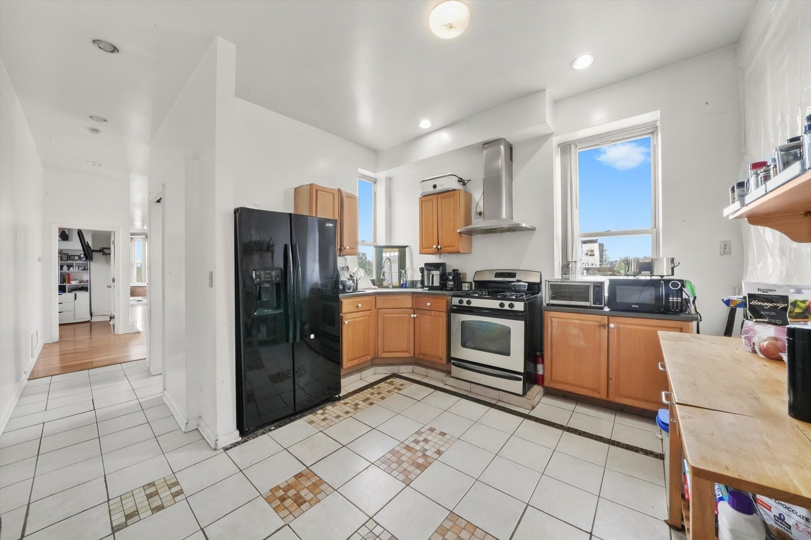 1140 S Sacramento Boulevard