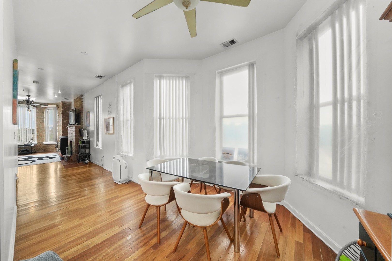 1140 S Sacramento Boulevard