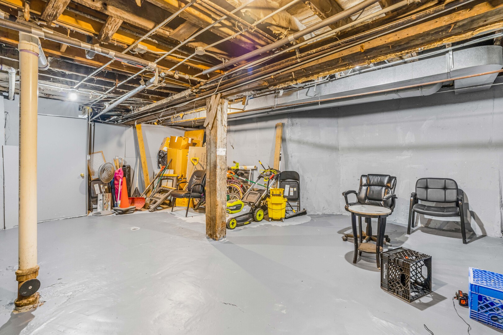 5225 S Indiana Avenue