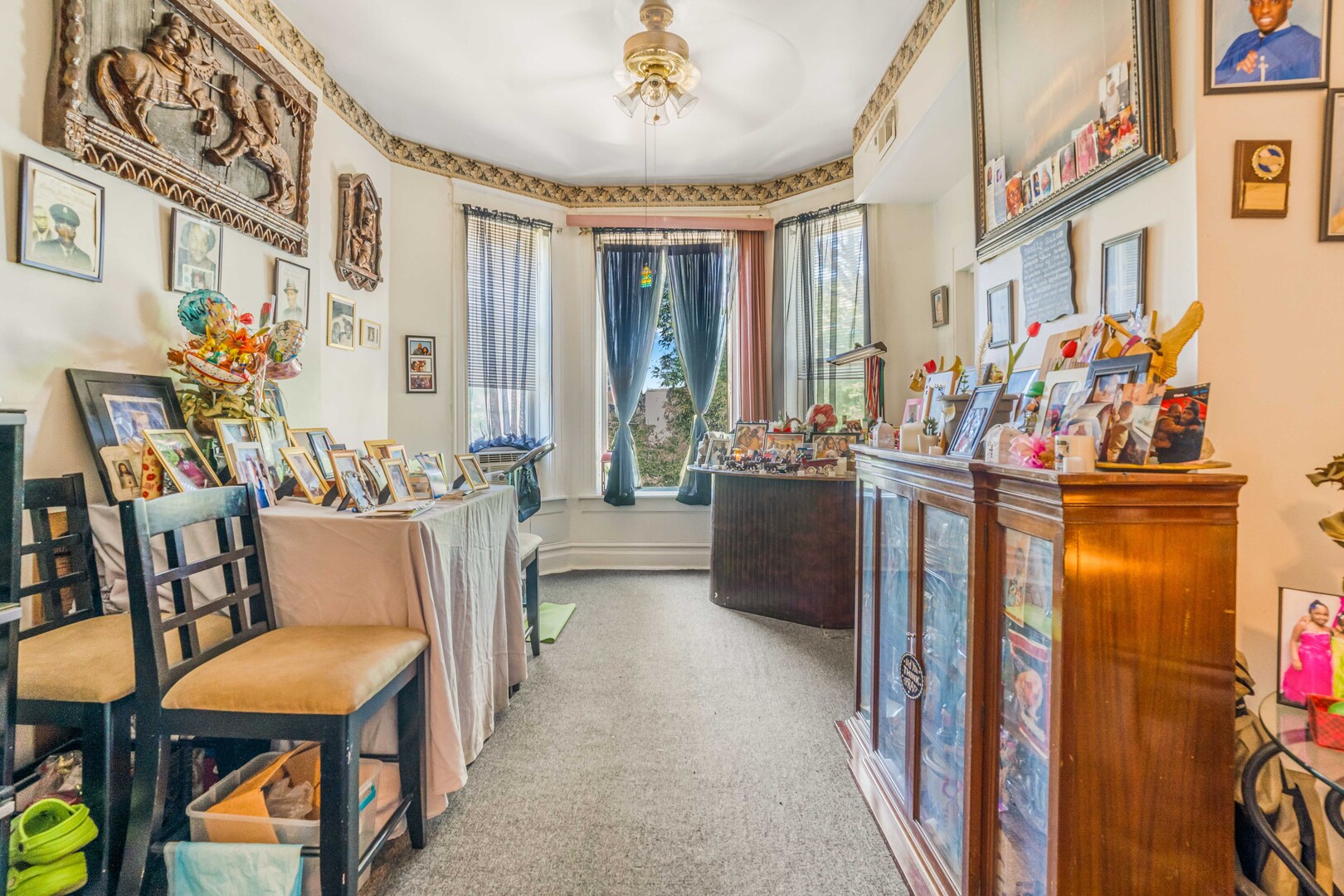 5225 S Indiana Avenue