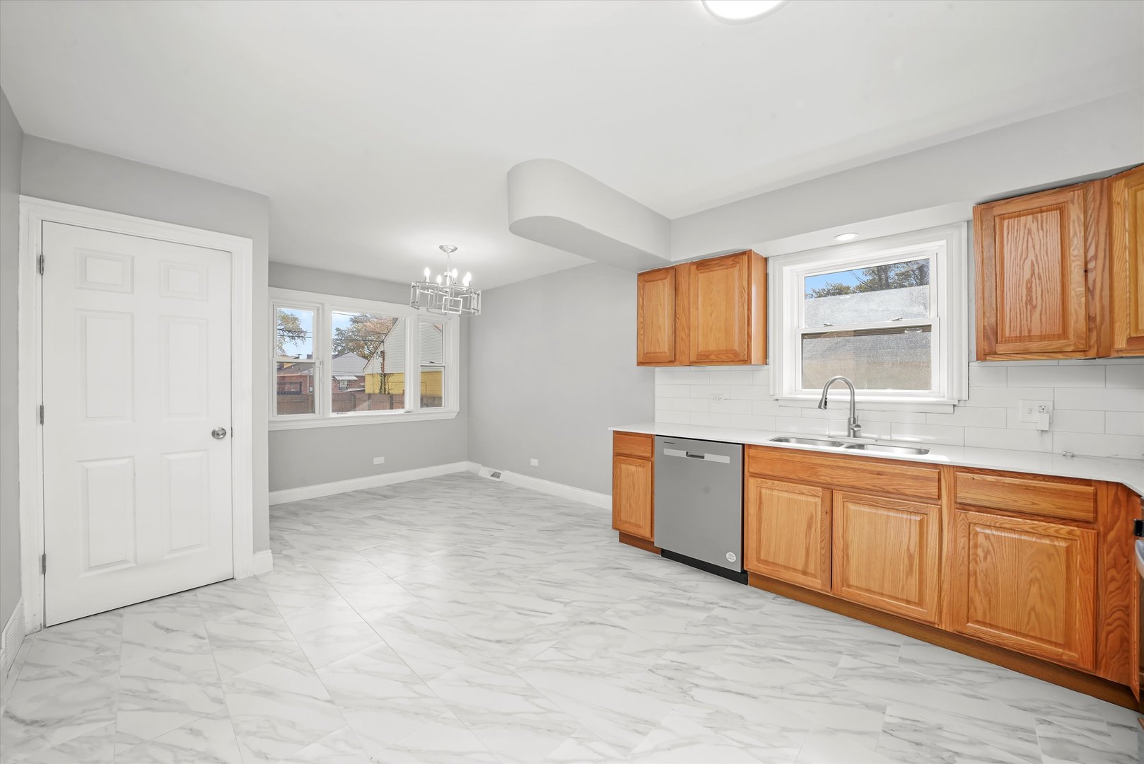 14129 S Michigan Avenue