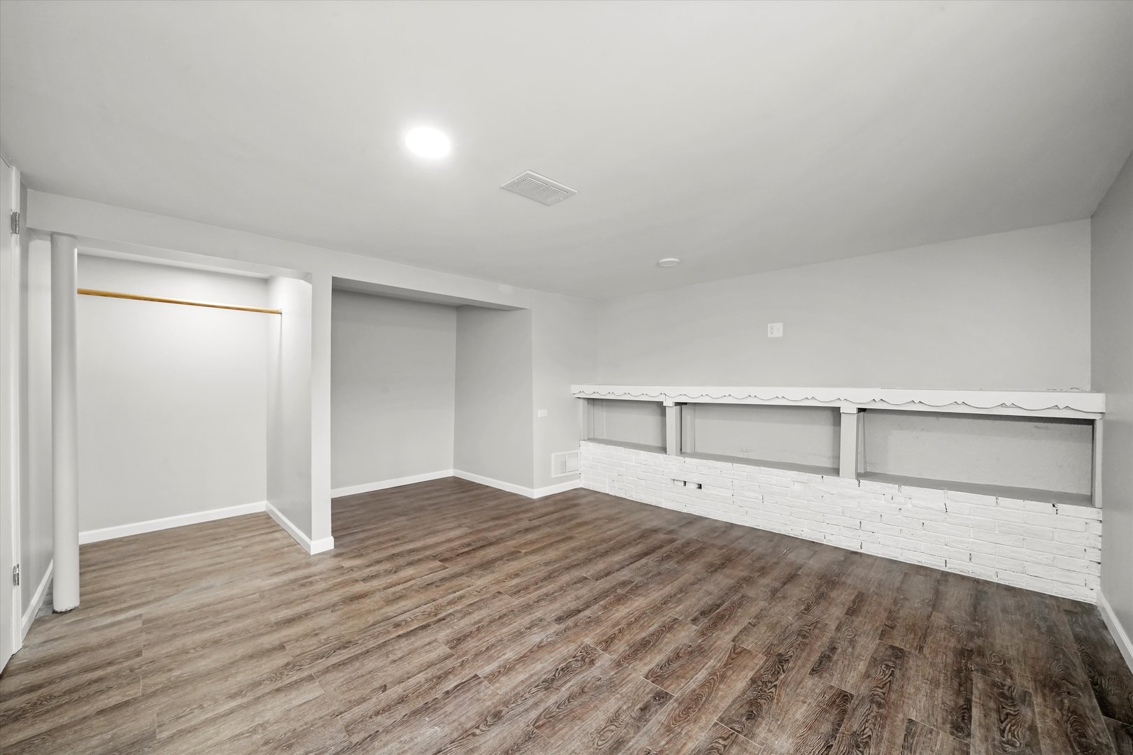 14129 S Michigan Avenue