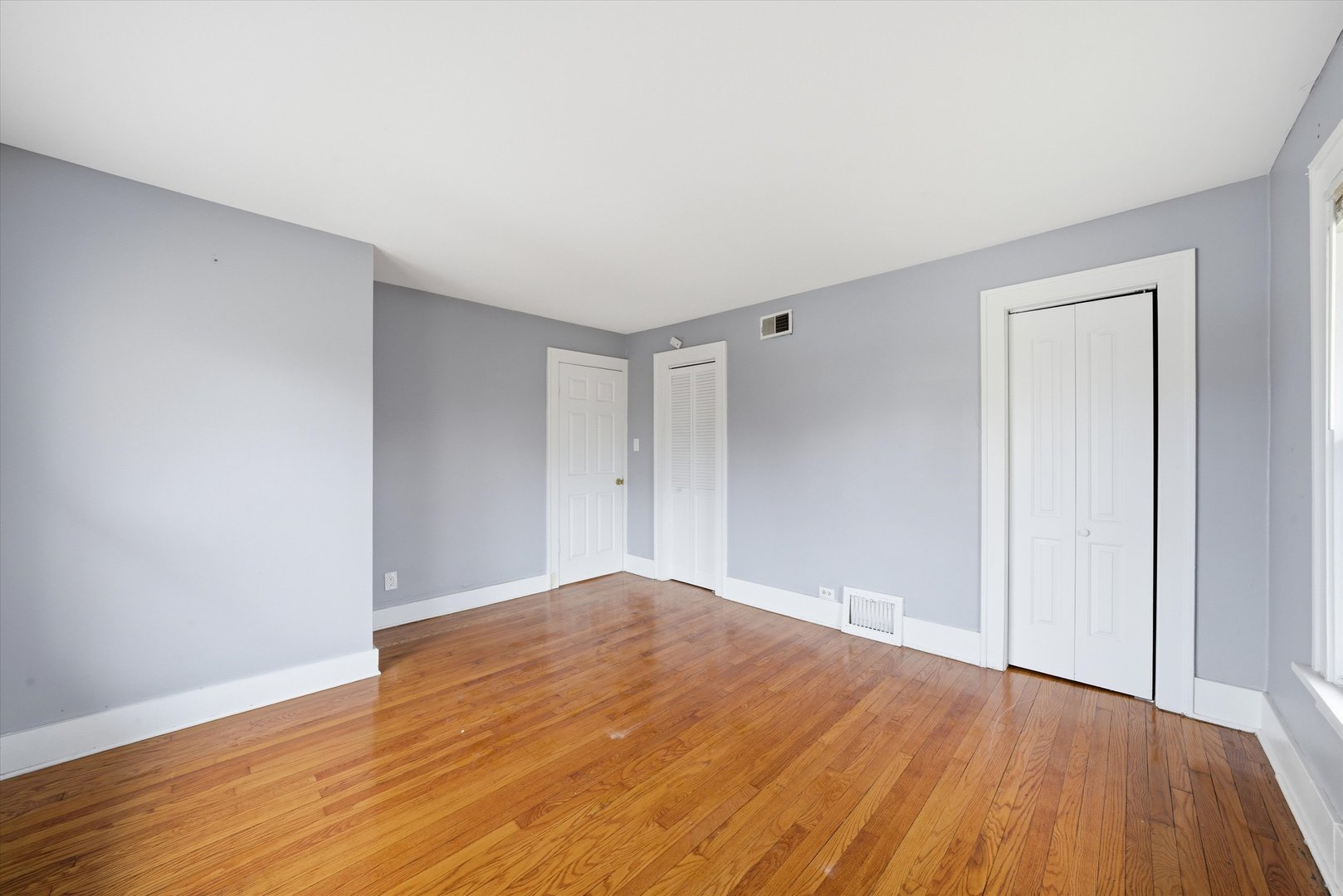 18335 Sherman Street Unit: 2