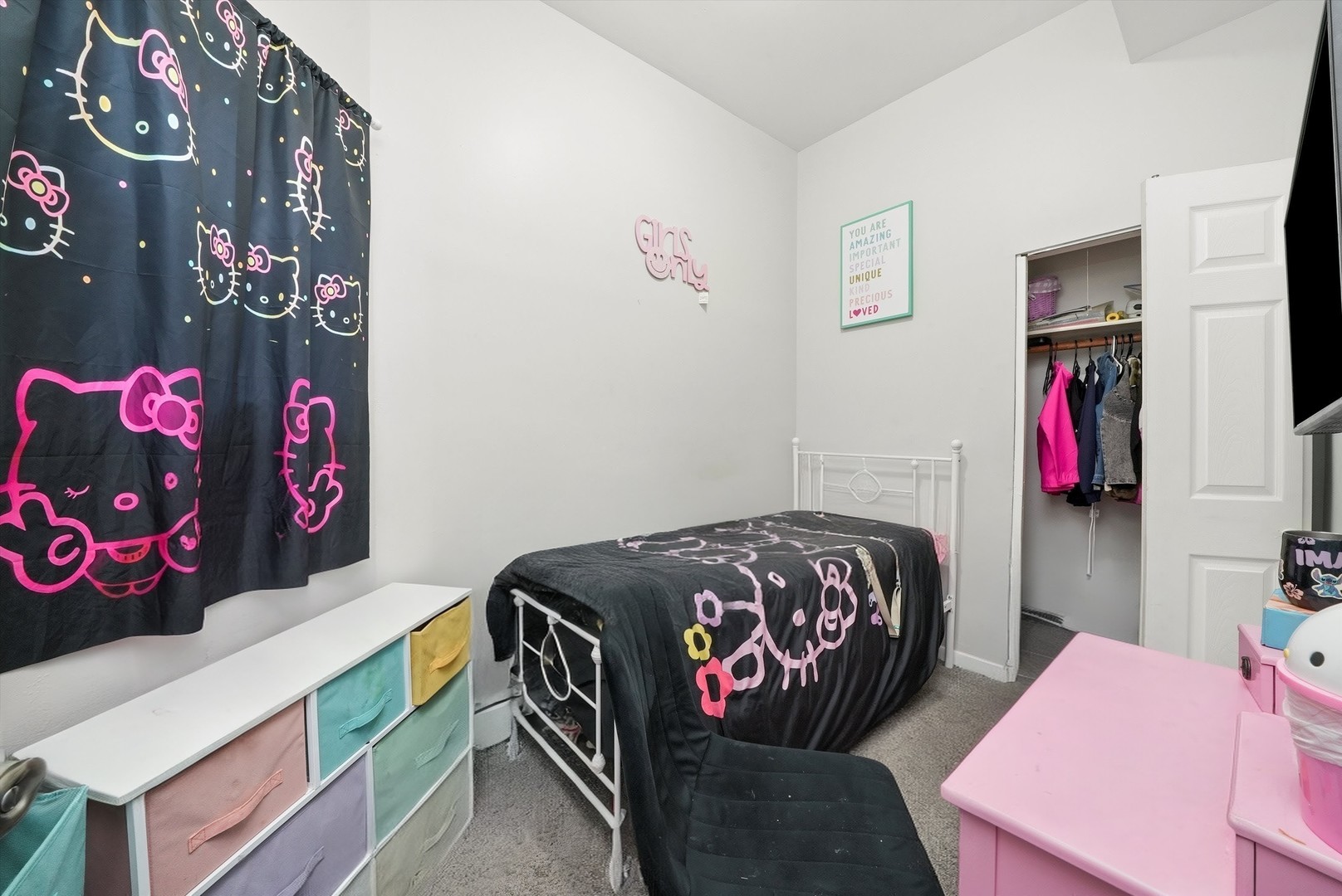 2345 W Grenshaw Street