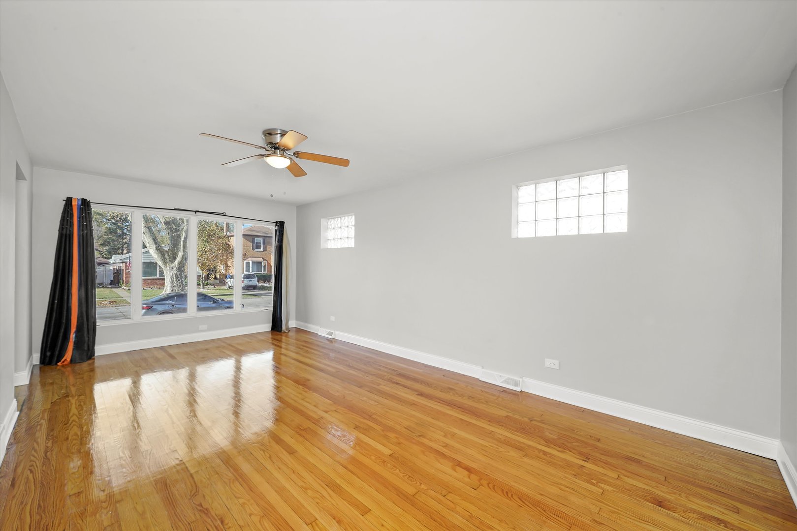 14129 S Michigan Avenue