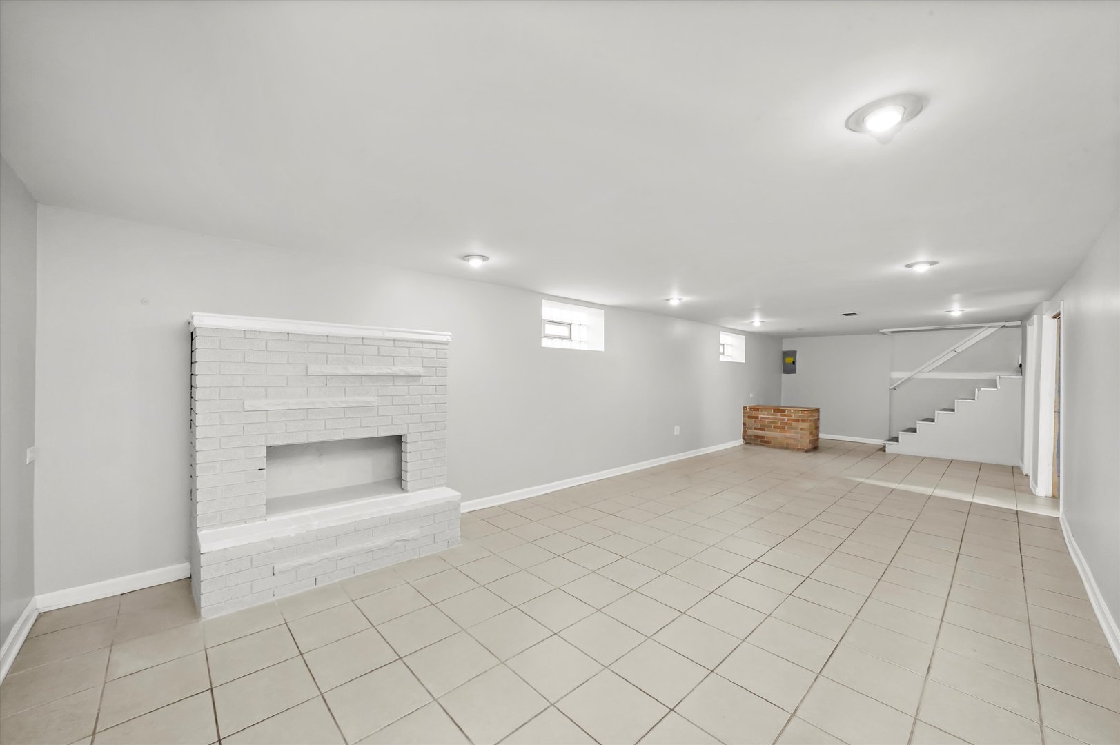 14129 S Michigan Avenue