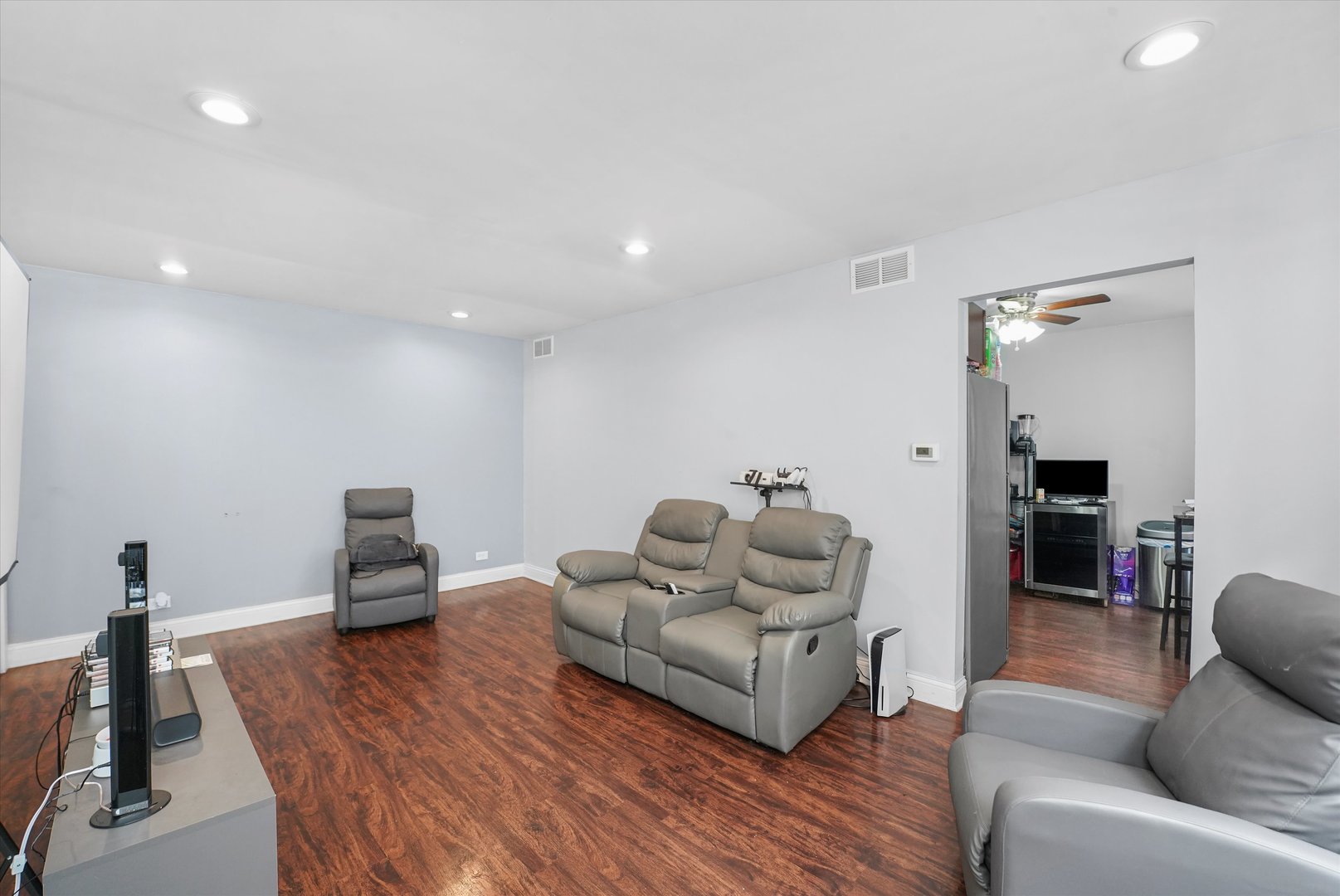 8119 S Paulina Street