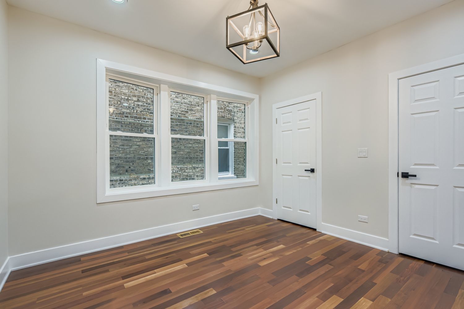 7934 S Aberdeen Street