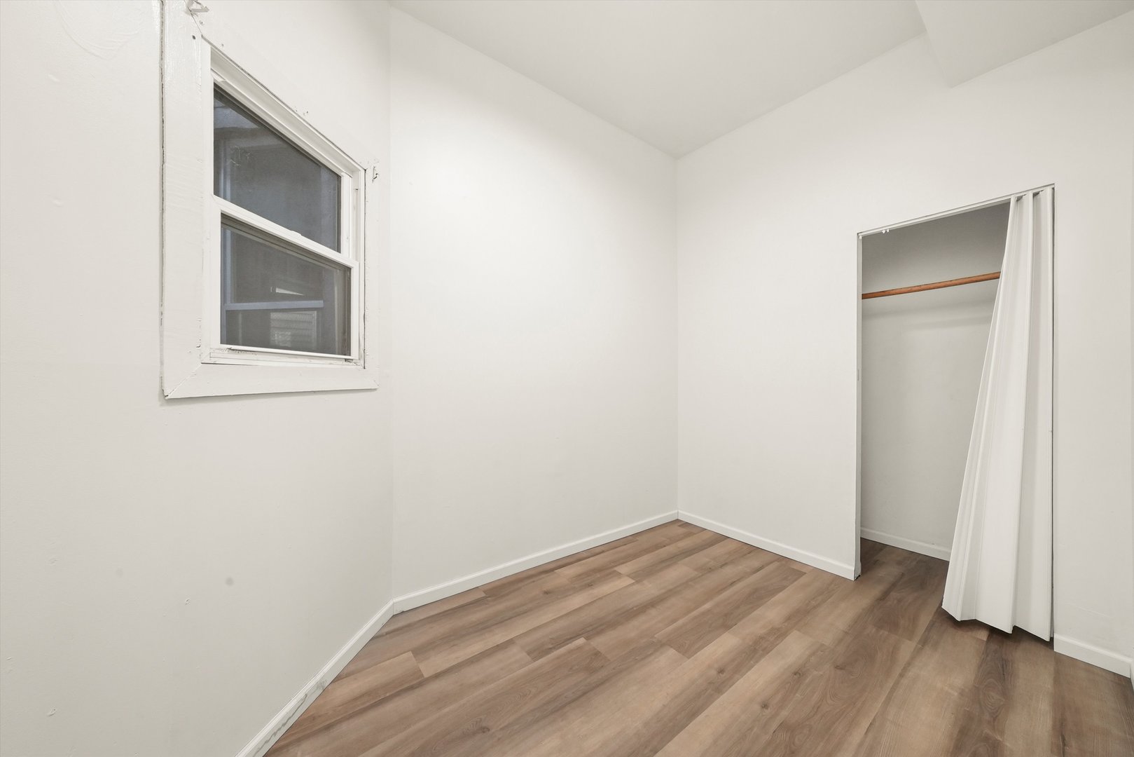 2345 W Grenshaw Street