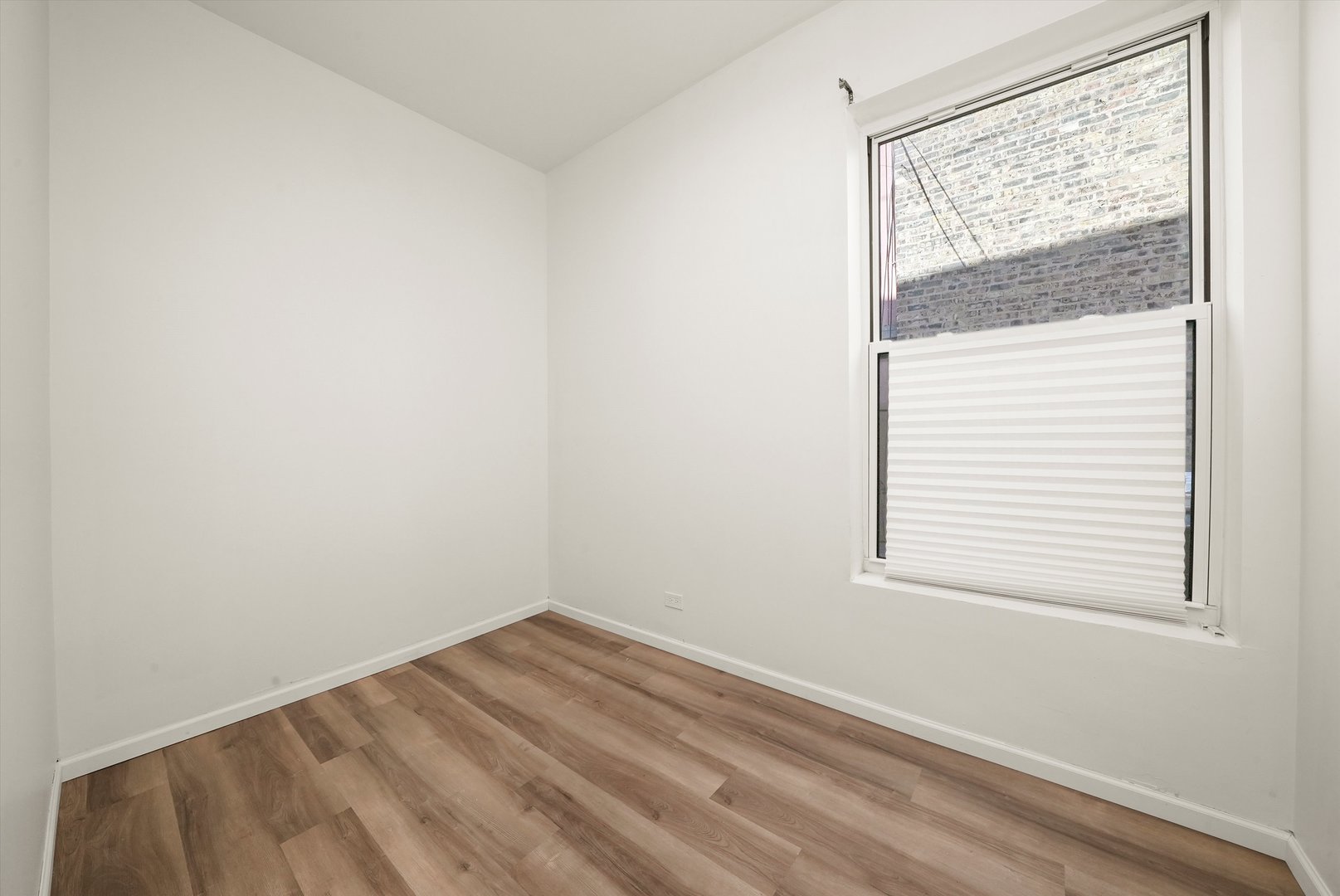 2345 W Grenshaw Street