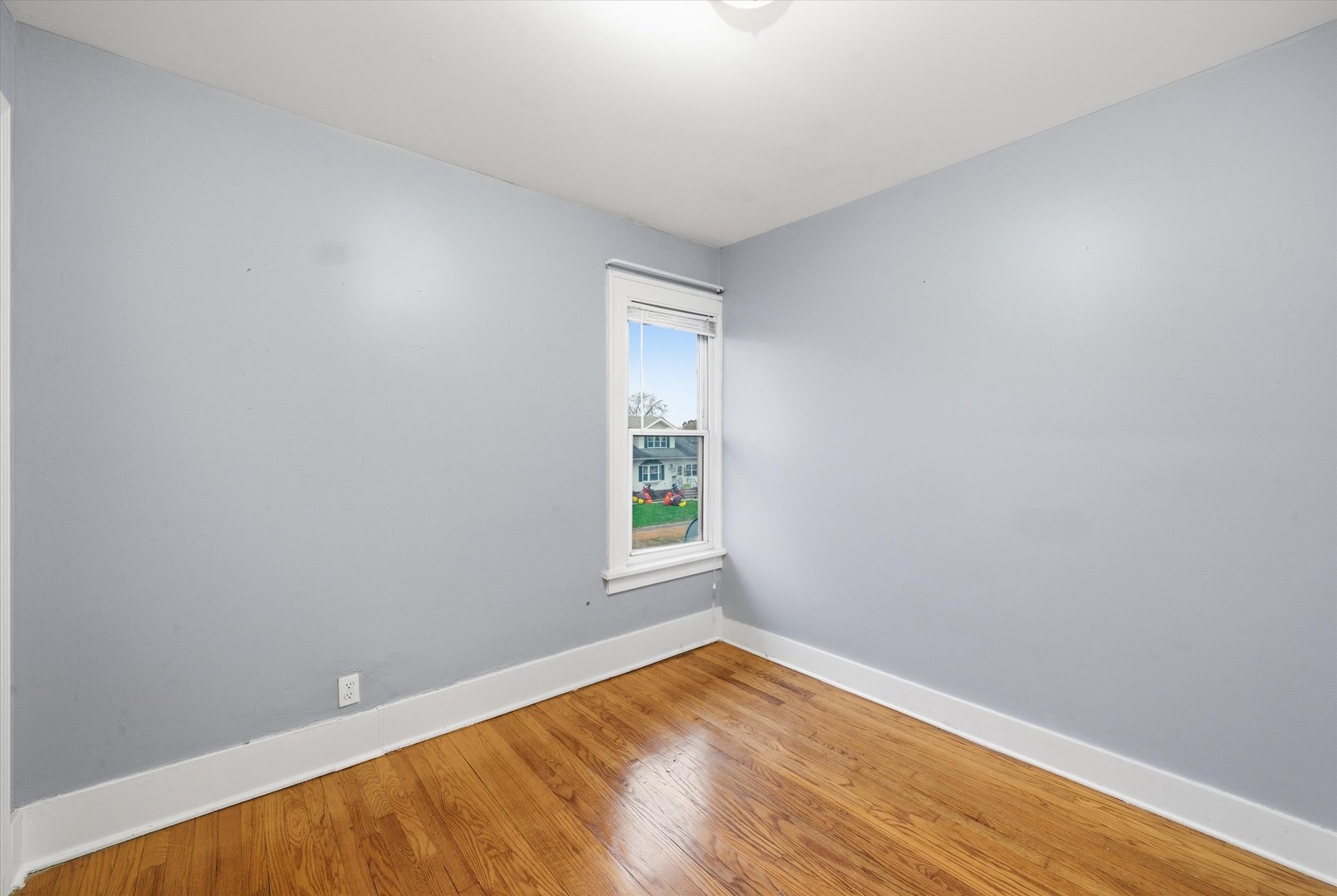 18335 Sherman Street Unit: 2