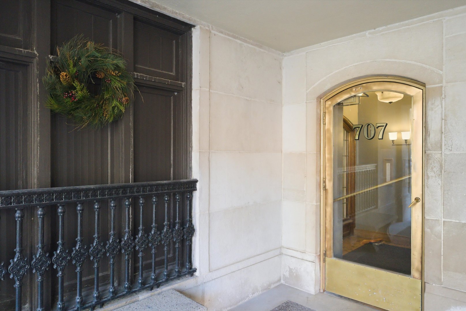 707 W Junior Terrace Unit: 3S