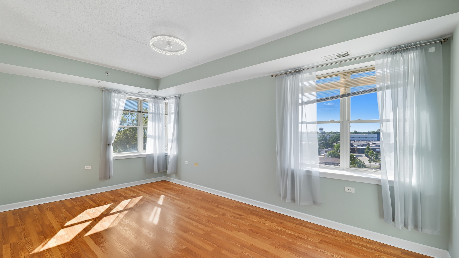 9355 Irving Park Road Unit: 522