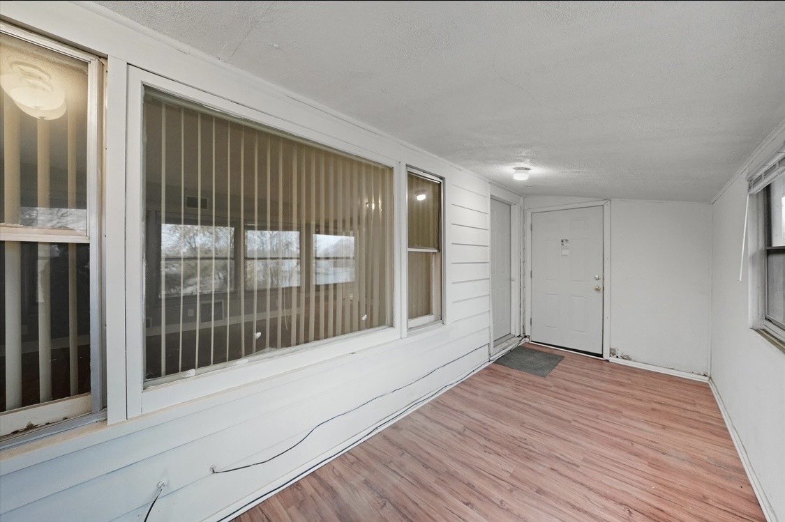 18335 Sherman Street Unit: 3