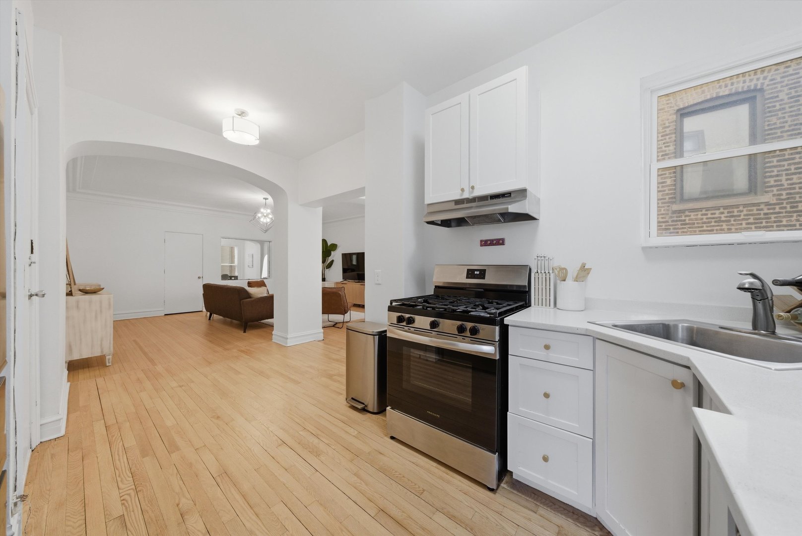 707 W Junior Terrace Unit: 3S