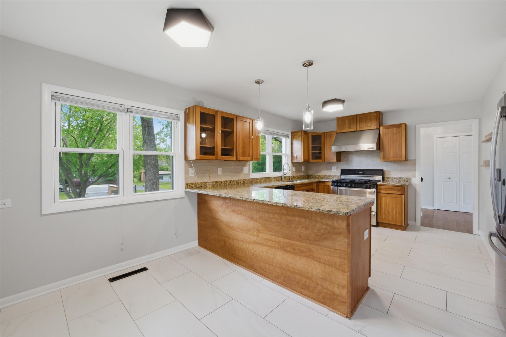 2747 Perry Road