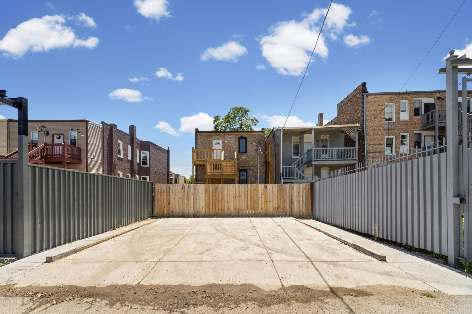 4434 W Monroe Street