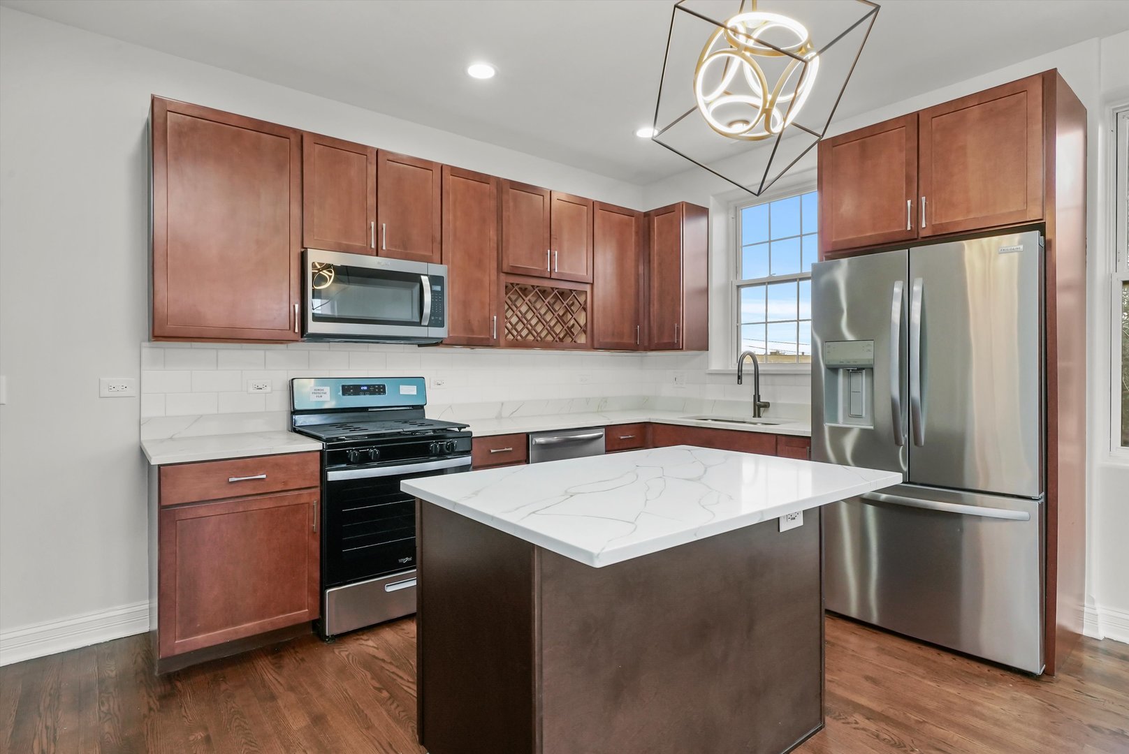 6500 S Minerva Avenue Unit: 3N