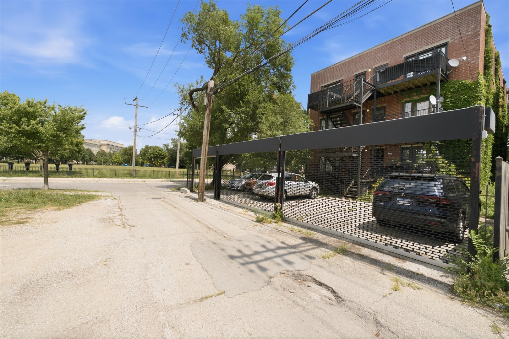 6500 S Minerva Avenue Unit: 3N