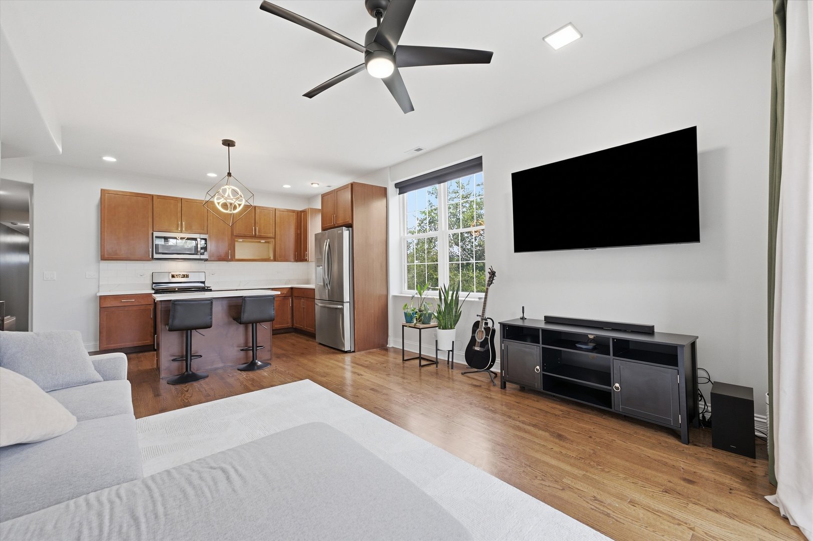 6500 S Minerva Avenue Unit: 3N