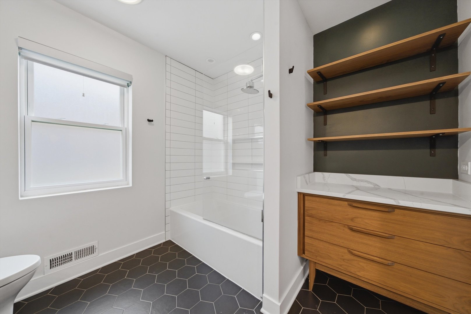 940 N Oak Park Avenue