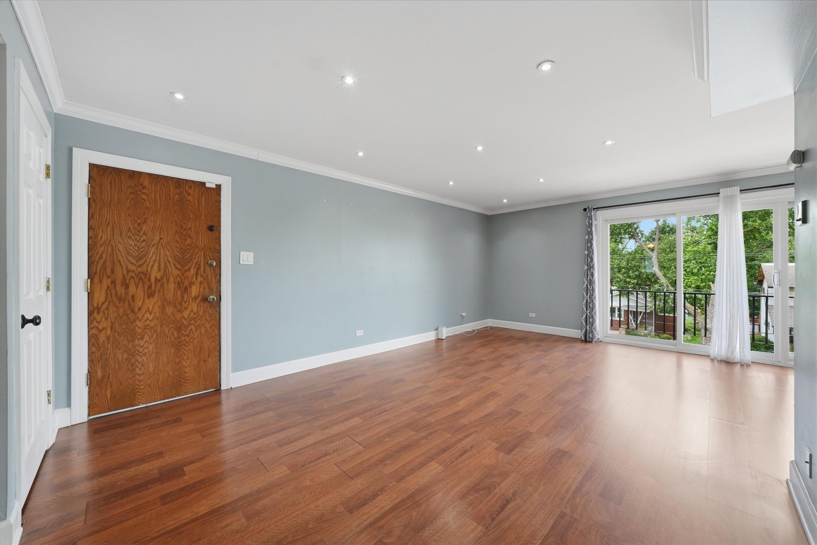 9535 S 54th Avenue Unit: 3N