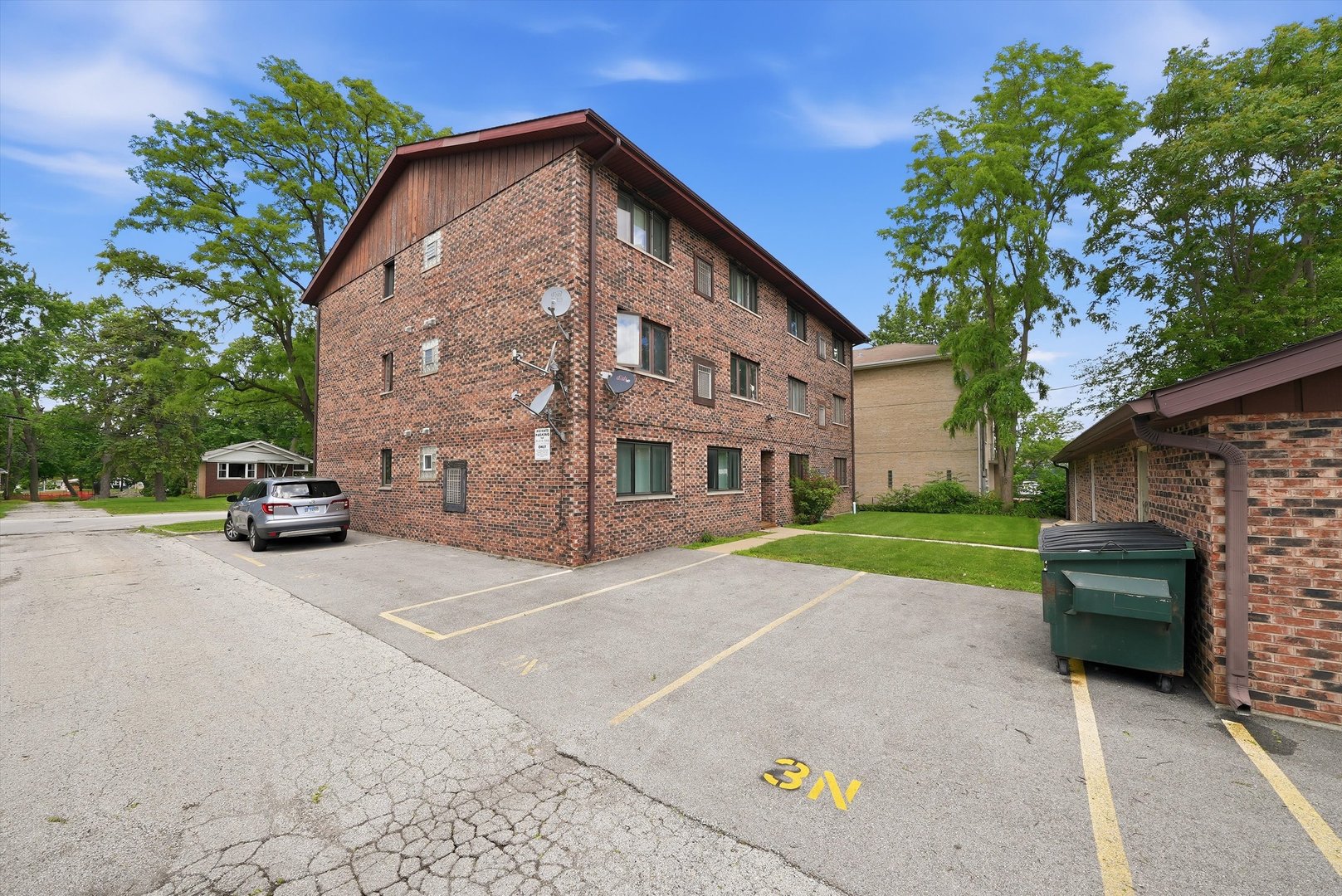 9535 S 54th Avenue Unit: 3N