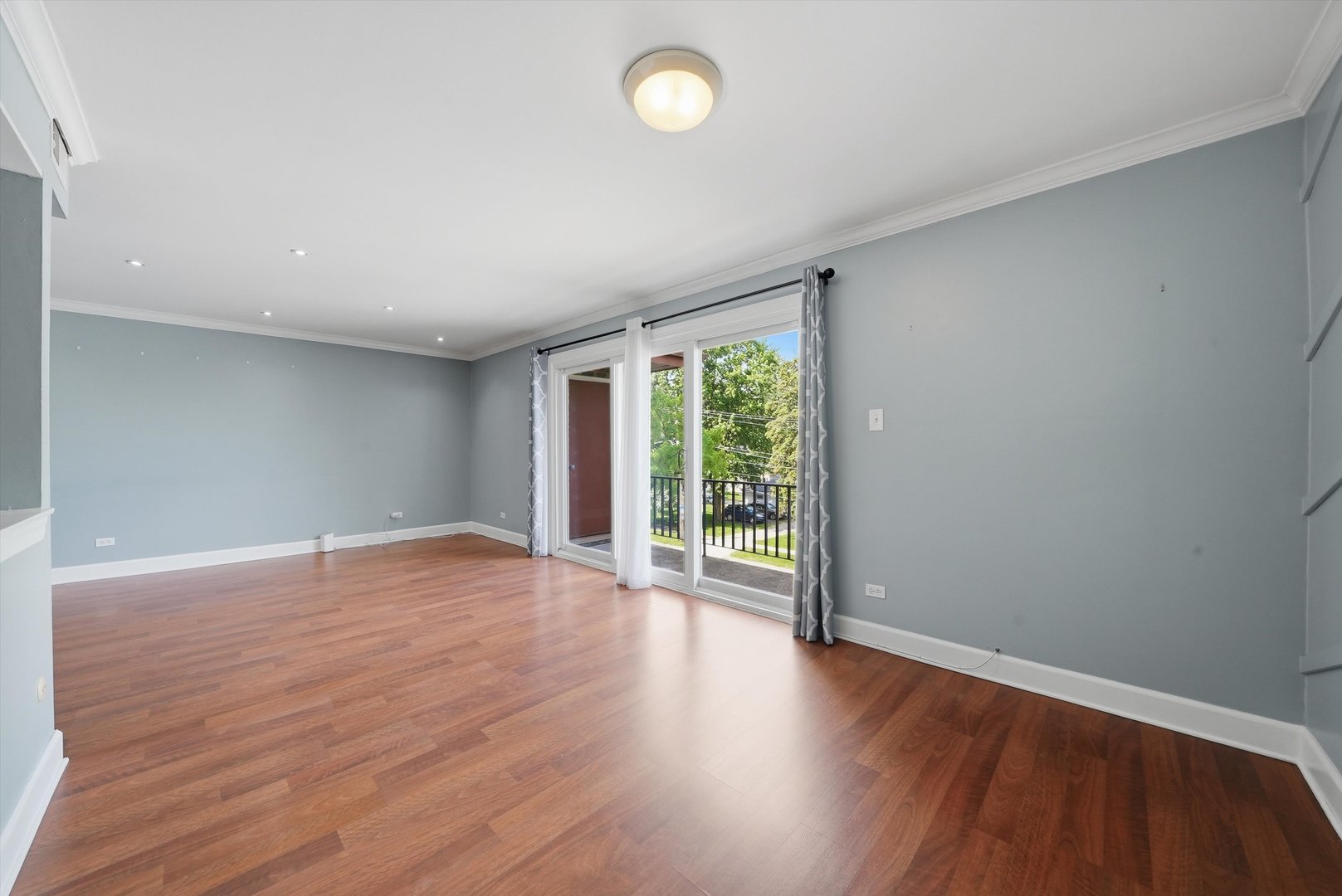 9535 S 54th Avenue Unit: 3N