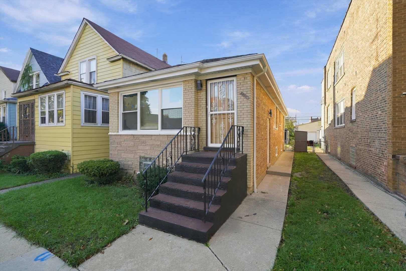 5439 W Congress Parkway Chicago Il Us 60644 Mrd12793100