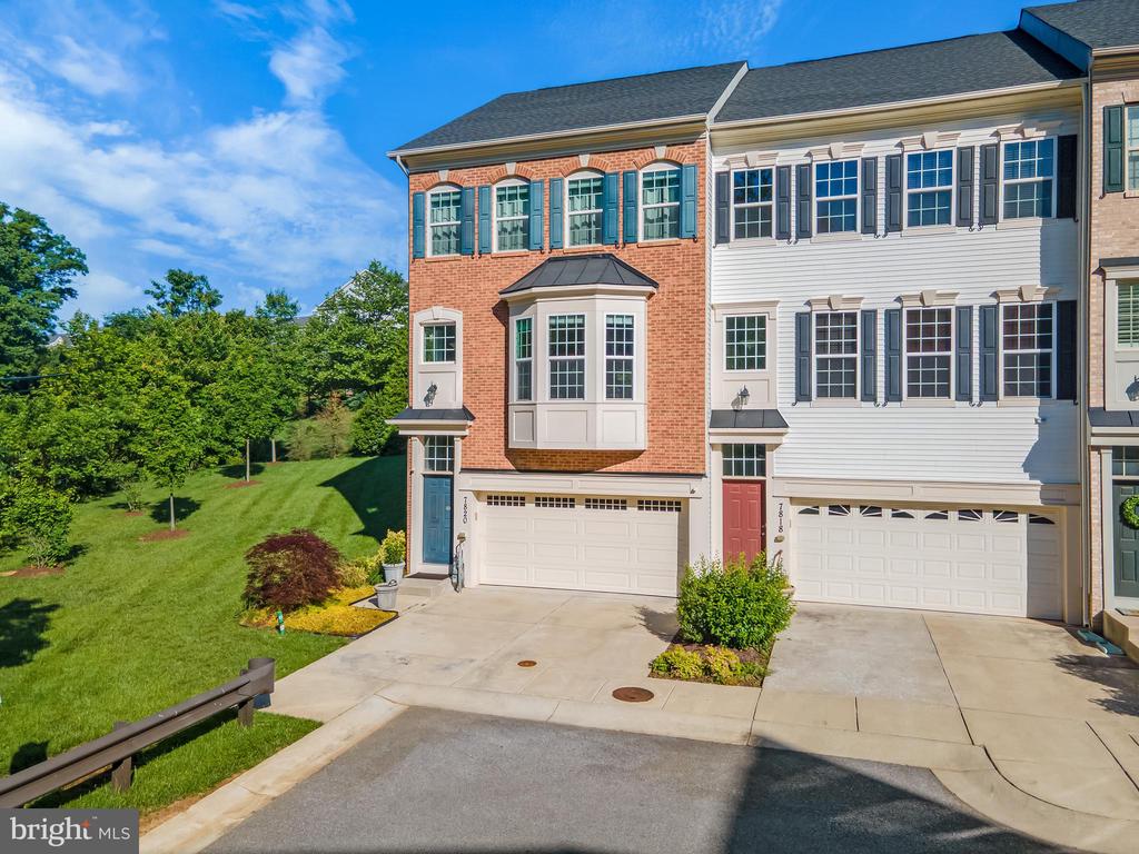 7820 LOBLOLLY WAY
