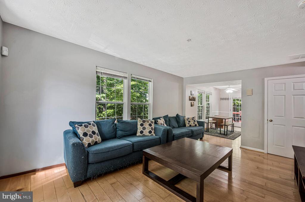 3218 WATER LILY COURT