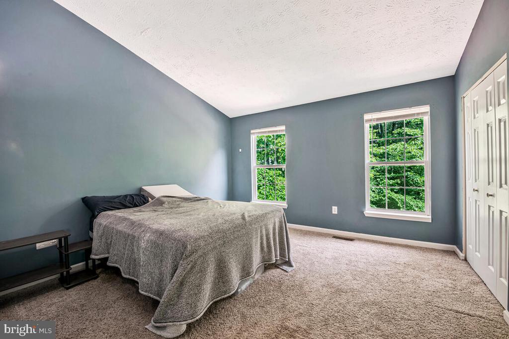 3218 WATER LILY COURT