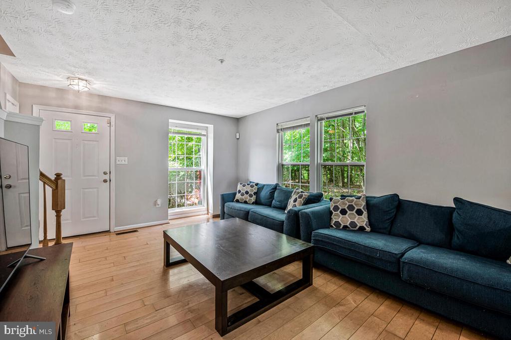 3218 WATER LILY COURT