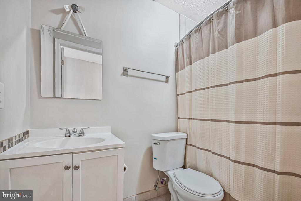 3218 WATER LILY COURT