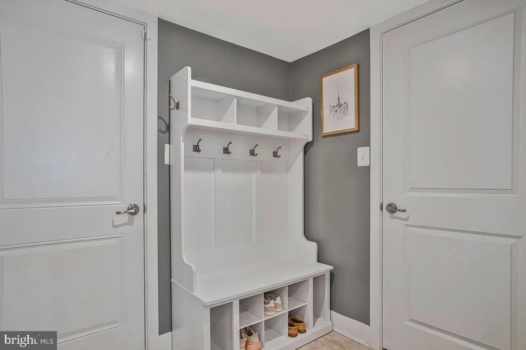 113 TREBLIS WAY