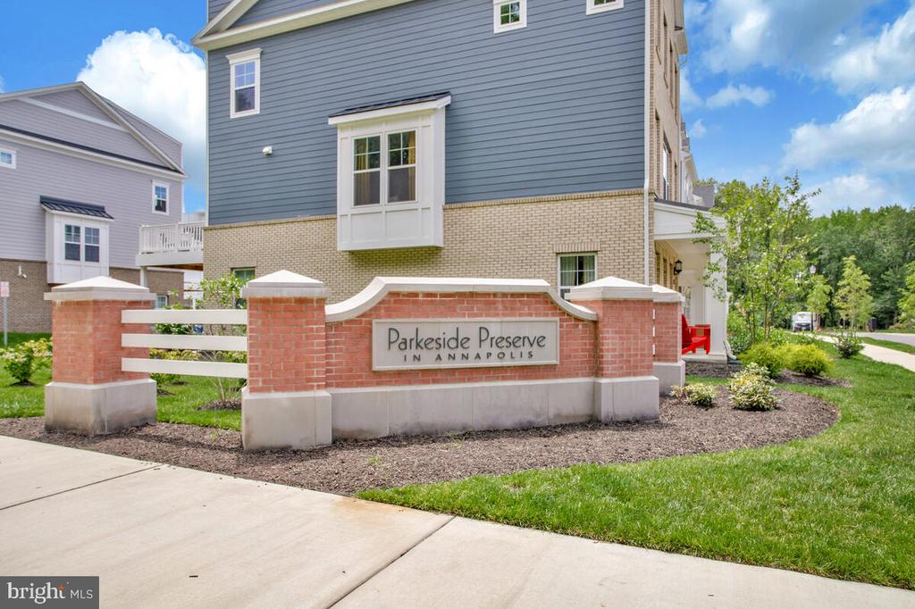 113 TREBLIS WAY