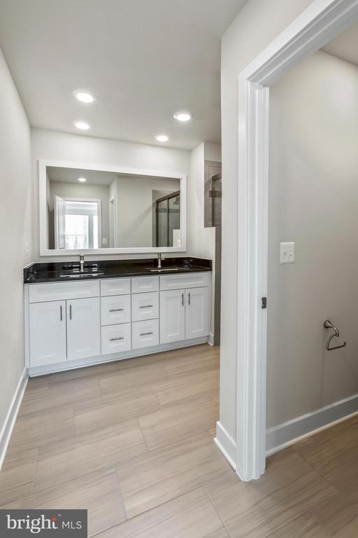 113 TREBLIS WAY