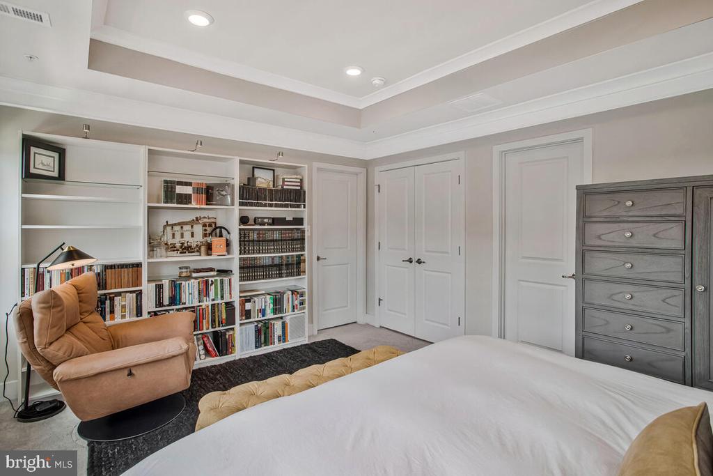 113 TREBLIS WAY