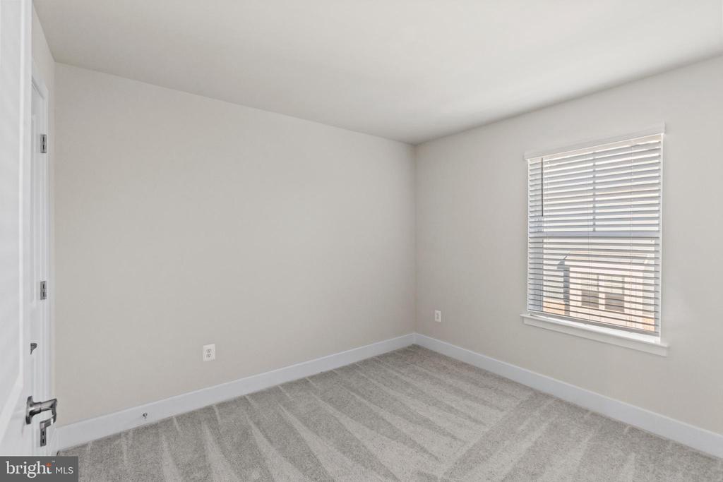 113 TREBLIS WAY