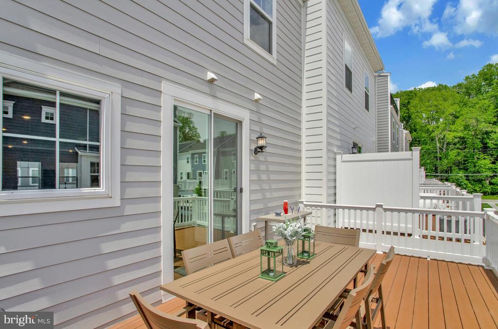 113 TREBLIS WAY