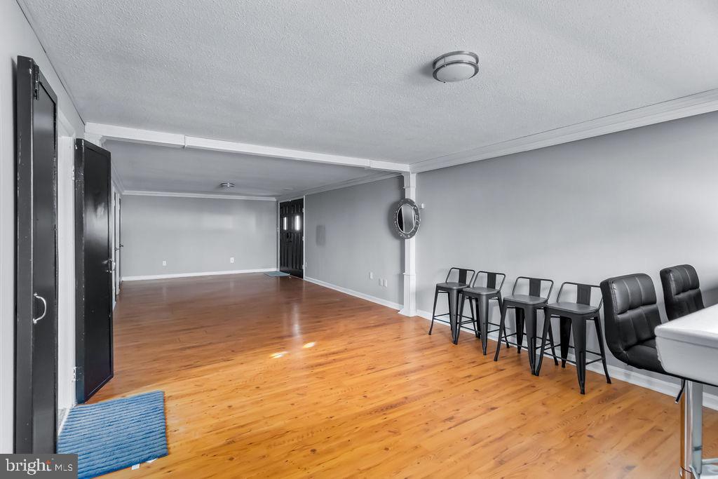 7951 QUEENS ROAD